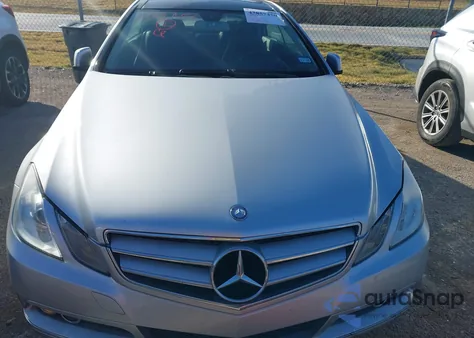 2010 Mercedes-Benz E 350 из США, поврежденный, VIN WDDKJ5GBXAF041816